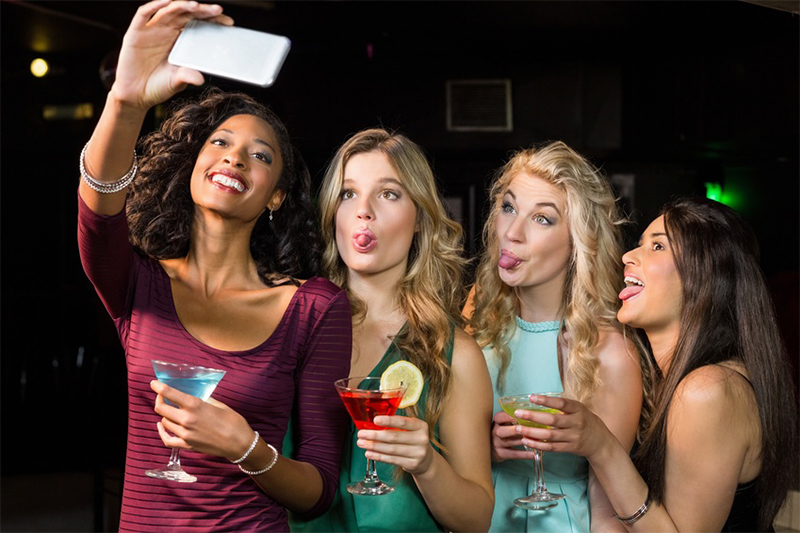 Festa de despedida de solteiro com a Selfiewall